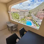 Апартаменты Pool View 2 Bed Duplex In Castle Harbour C207