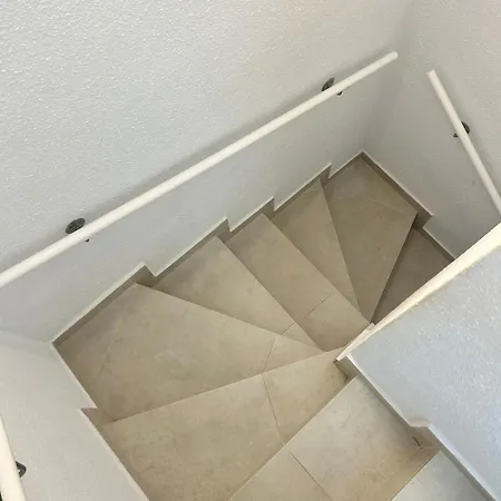 아파트 Pool View 2 Bed Duplex In Castle Harbour C207