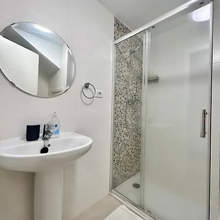 Pool View 2 Bed Duplex In Castle Harbour C207 *